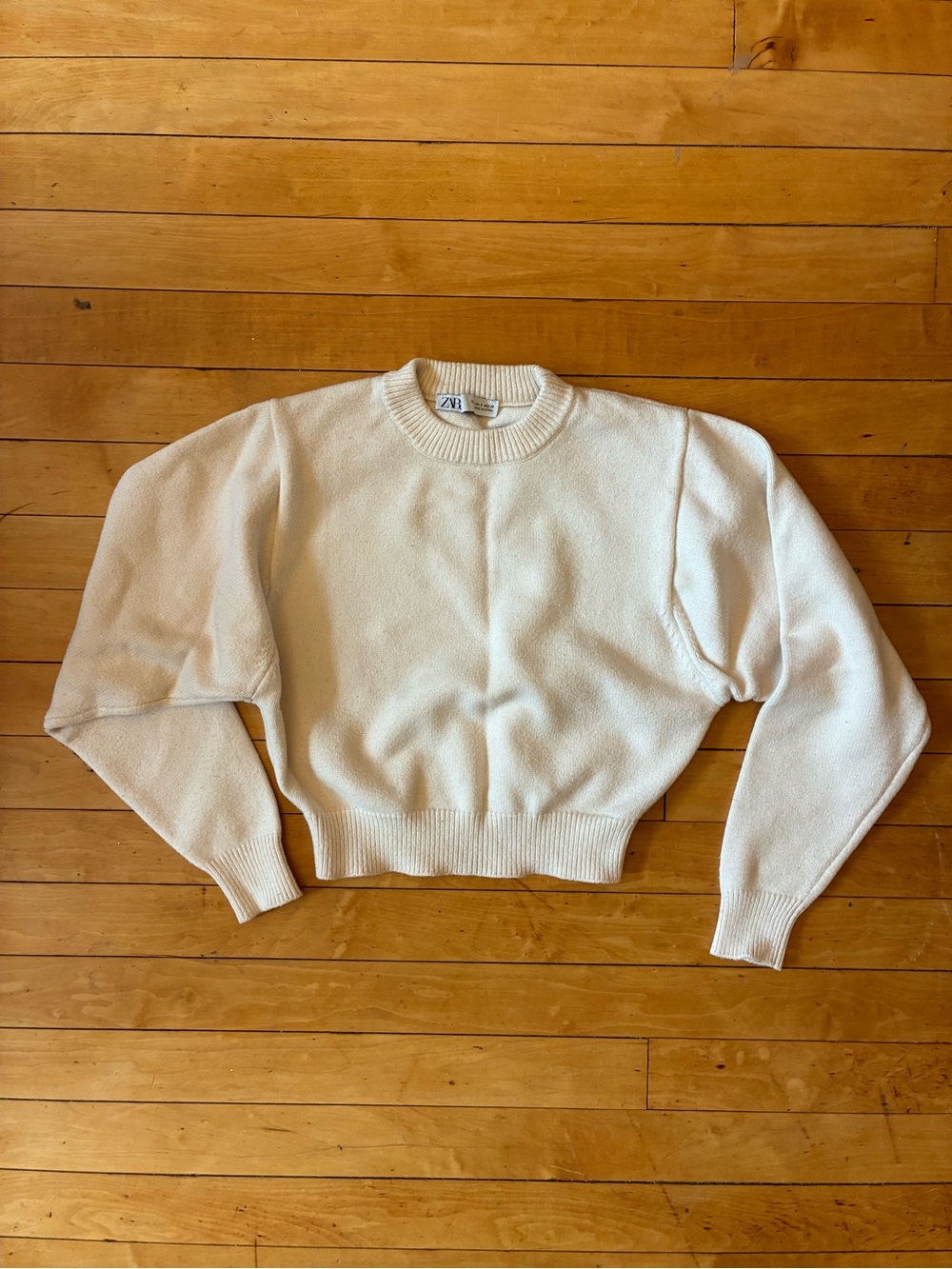 Zara Off-White Cropped Crewneck Sweater